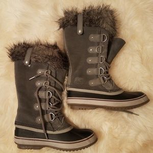 SALE Sorel boots Joan of Arctic grey